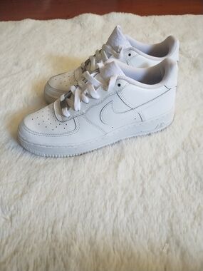 Nike Air Force 1 Low White Sneakers